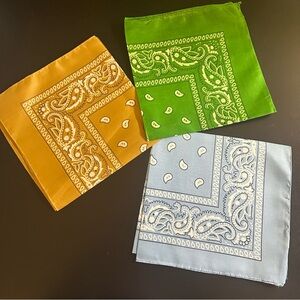 2️⃣ New Set of Three Paisley Bandanas in Green, Gold, and Blue
